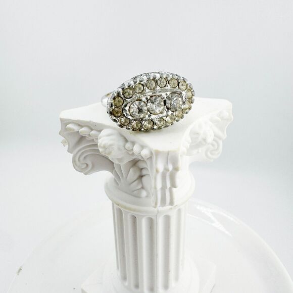 Vintage Rhinestone Oval Cluster Cocktail Ring Silver Tone Retro Glam Statement - Picture 7 of 11
